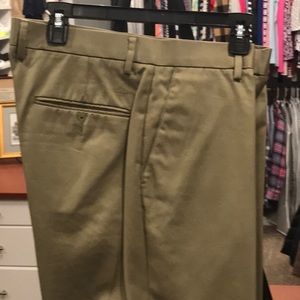 Dockers. Khaki tan. 34w x 32l. Like new